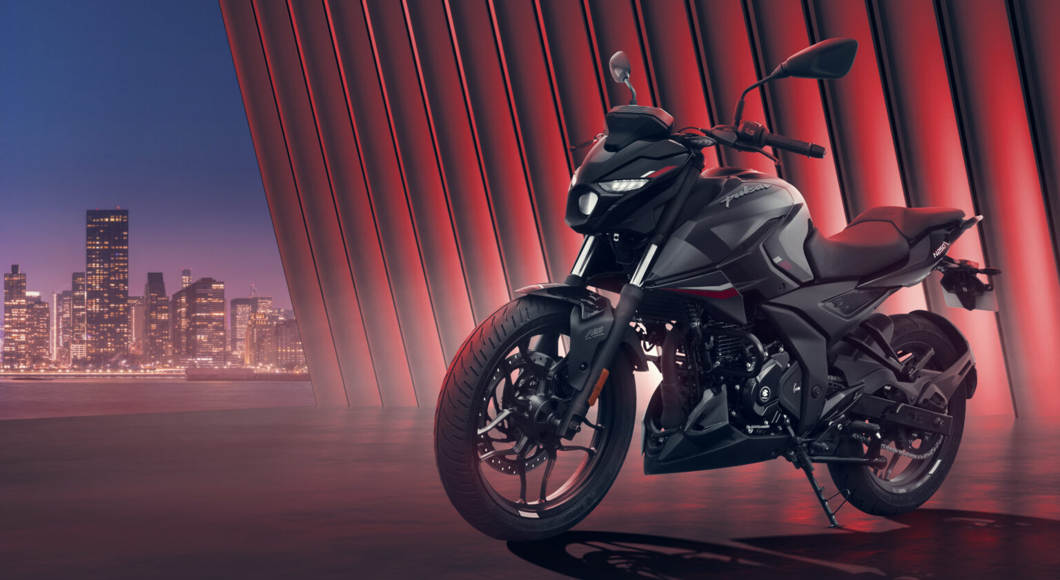 Bajaj presenta su nuevo modelo Pulsar N250 +Motor Chile